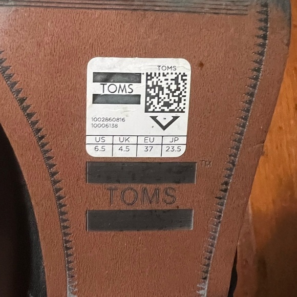 Tom’s 6.5 Women’s Carpe Diem black ankle boot zippered back tassel upper leather - Picture 13 of 13